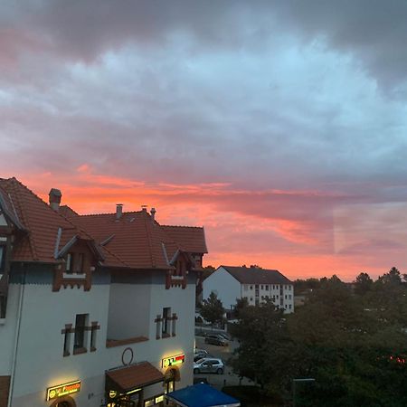 Moderne 4 Zimmer Apartment Mit Bergblick Stadtzentrum Contactless Check-In Gehrden  Exteriér fotografie