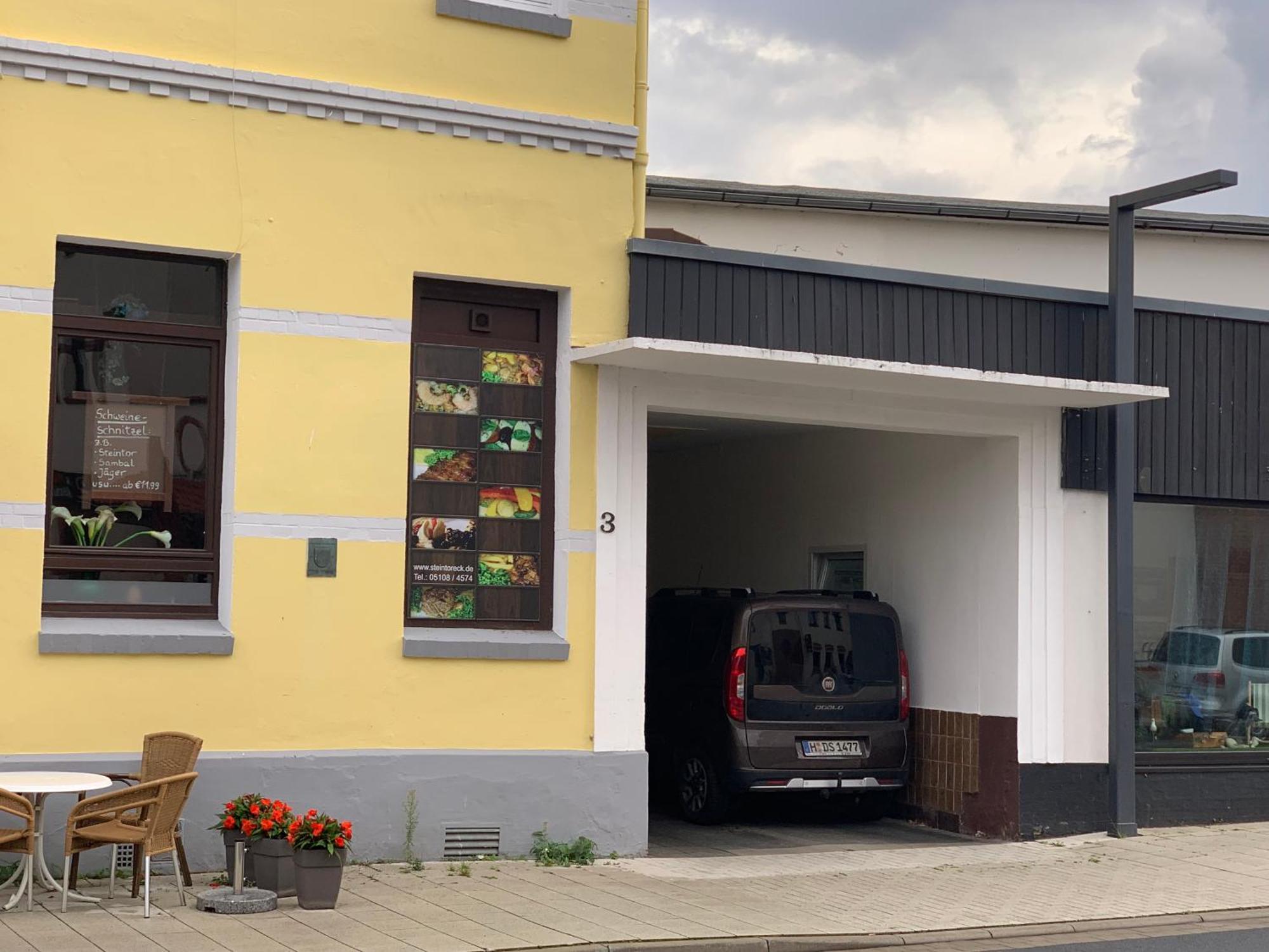 Moderne 4 Zimmer Apartment Mit Bergblick Stadtzentrum Contactless Check-In Gehrden  Exteriér fotografie