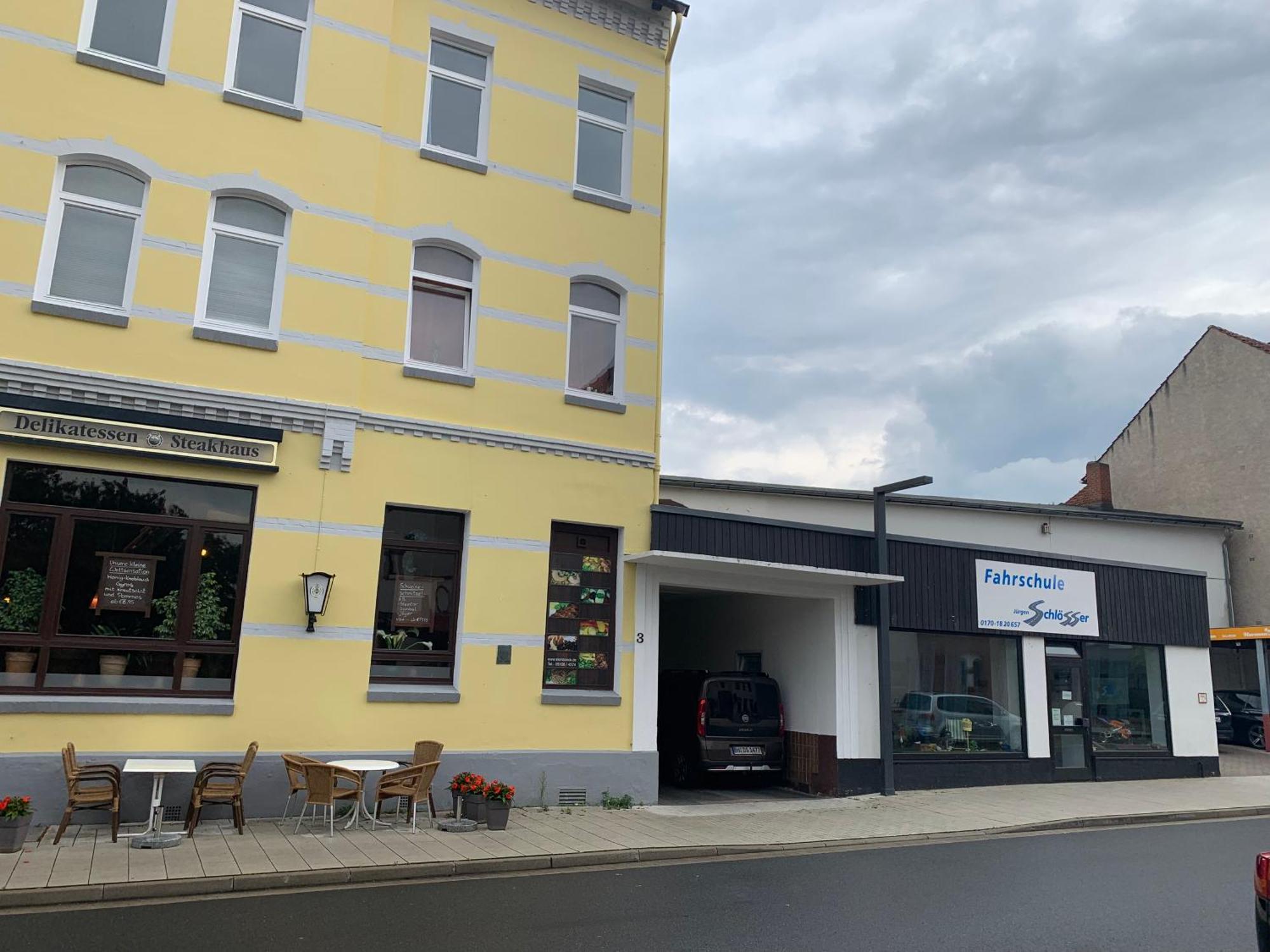 Moderne 4 Zimmer Apartment Mit Bergblick Stadtzentrum Contactless Check-In Gehrden  Exteriér fotografie