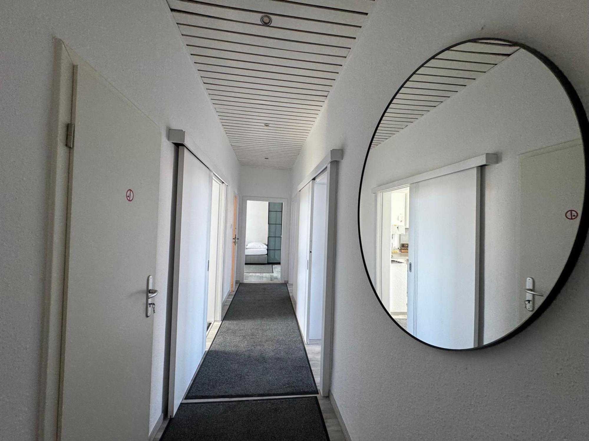 Moderne 4 Zimmer Apartment Mit Bergblick Stadtzentrum Contactless Check-In Gehrden  Exteriér fotografie