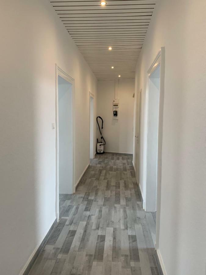 Moderne 4 Zimmer Apartment Mit Bergblick Stadtzentrum Contactless Check-In Gehrden  Exteriér fotografie